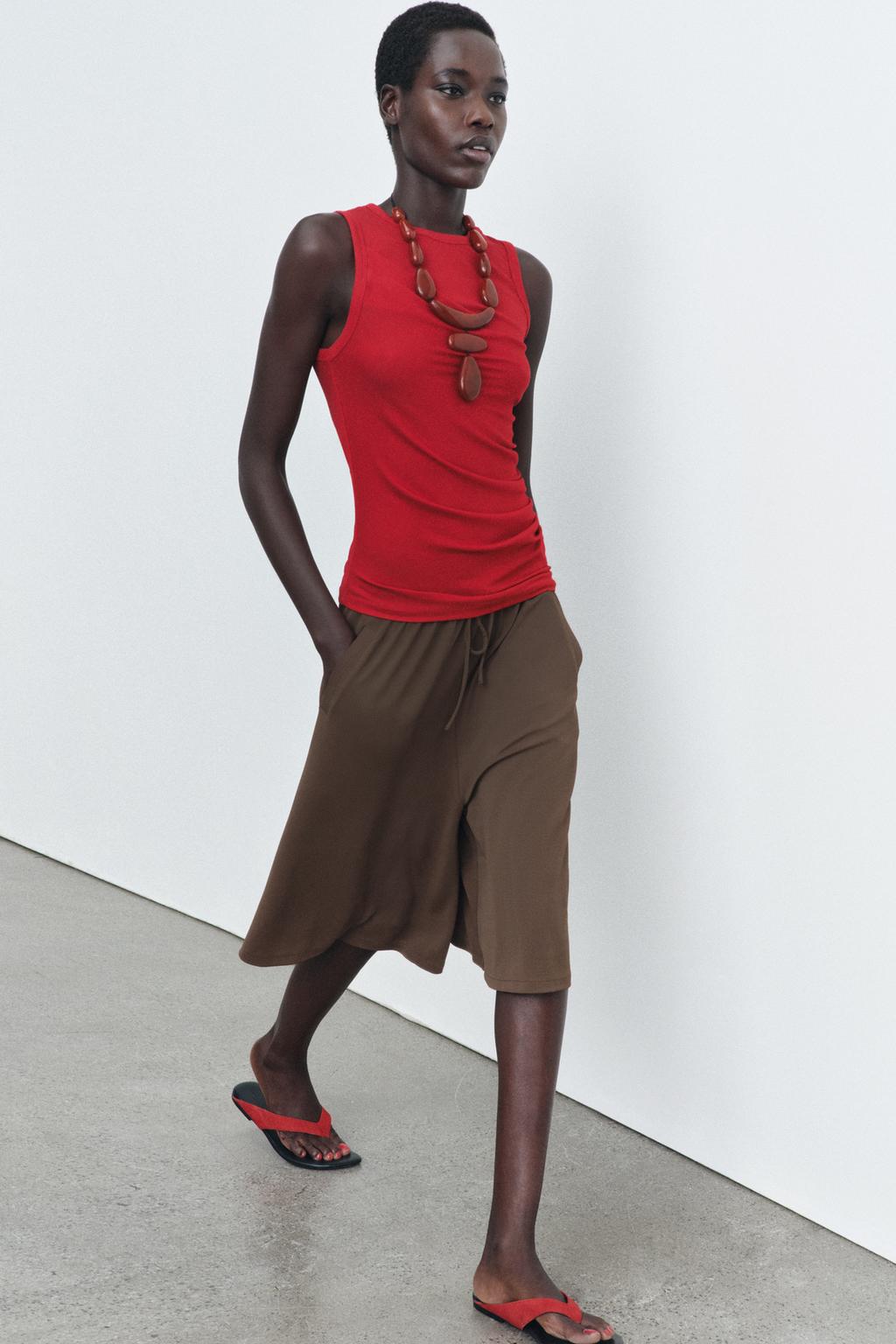 ДРАПИРОВАННЫЙ ТОП БЕЗ РУКАВОВ