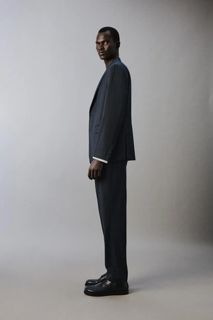 Костюмные брюки в тонкую полоску- Заказать в России