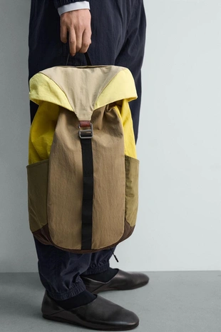 Рюкзак из технической ткани с кожаными деталями- Заказать в России