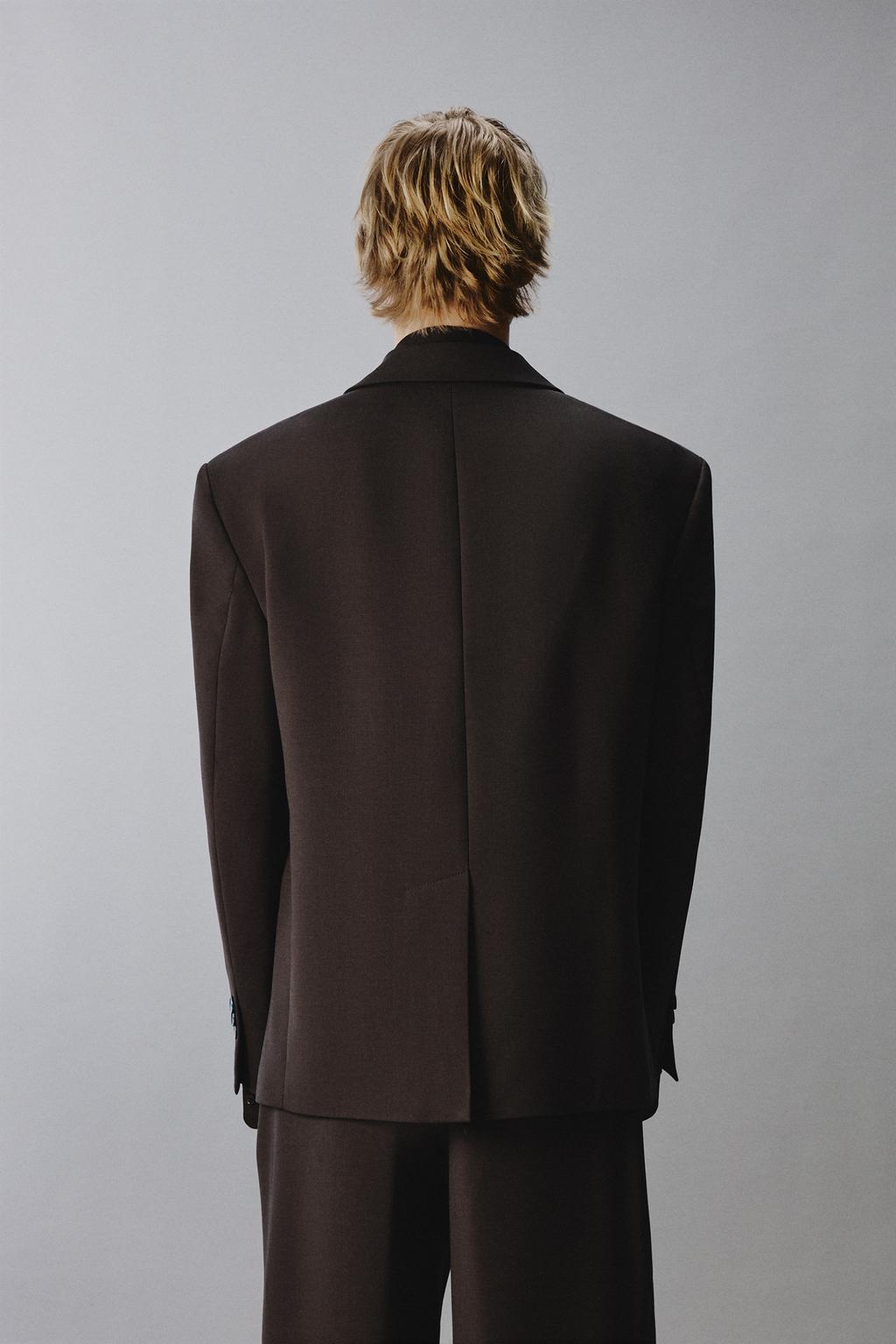 ДВУБОРТНЫЙ КОСТЮМНЫЙ БЛЕЙЗЕР ИЗ 100% ЛЬНА