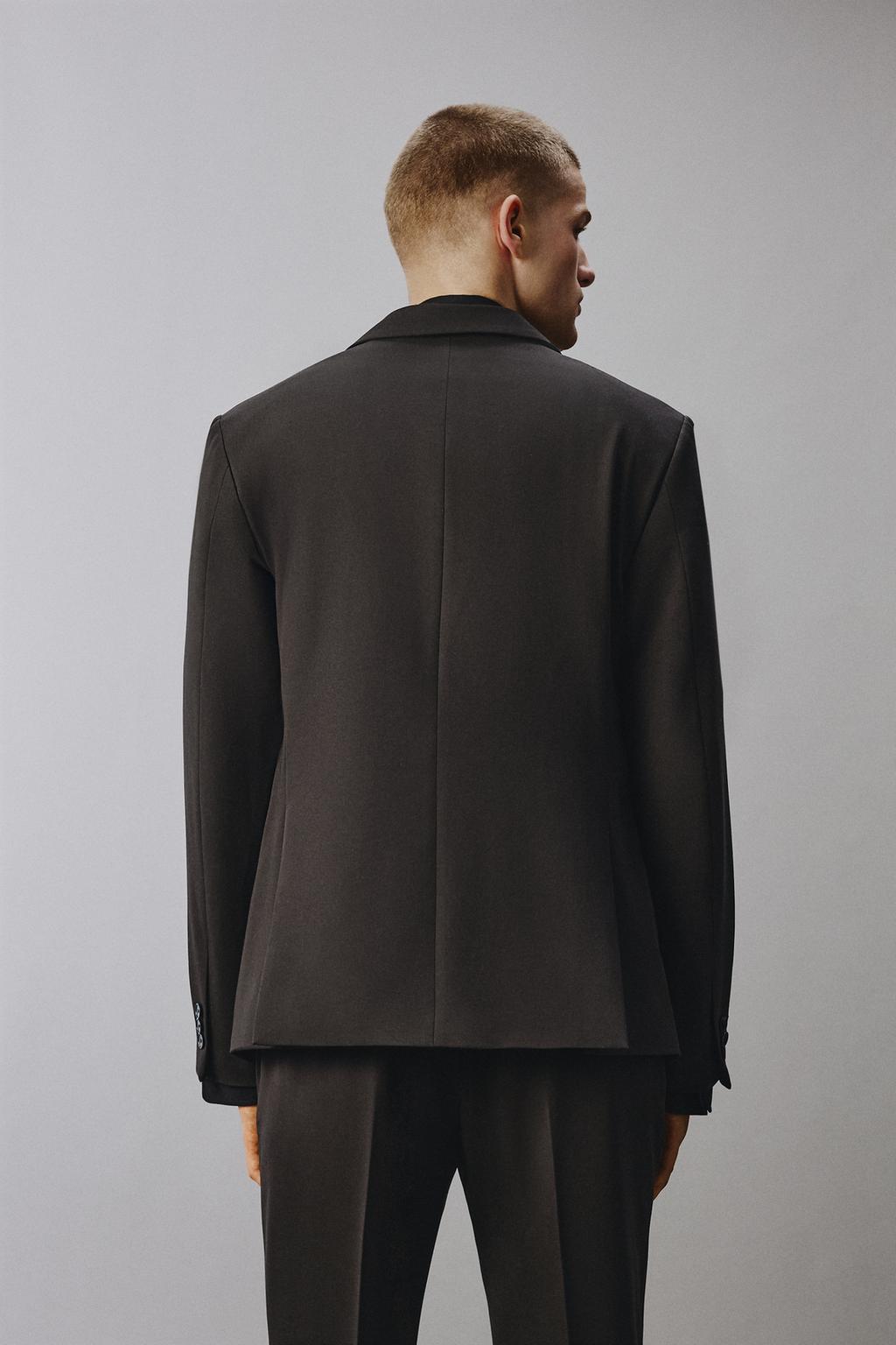 КОСТЮМНЫЙ ПИДЖАК КОМФОРТНОЙ ПОСАДКИ