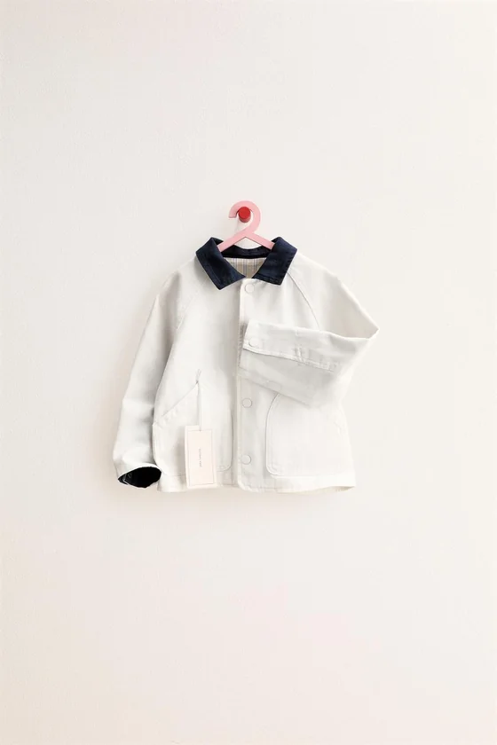 Zara «Timeless» - КУРТКА ИЗ ХЛОПКОВОГО ХОЛСТА С КОНТРАСТНЫМ ВОРОТНИКОМ