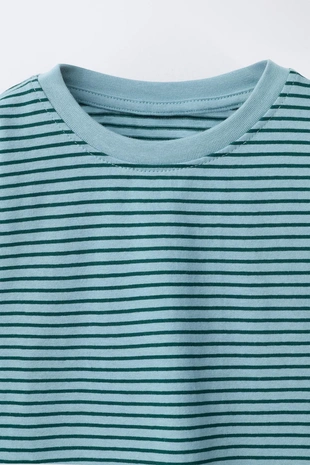 Набор из двух футболок в полоску- Заказать в России