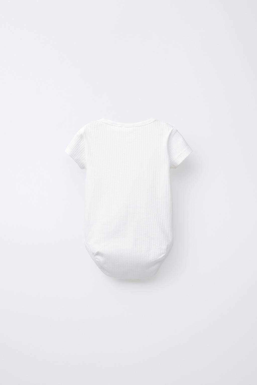 НАБОР ИЗ ТРЕХ БОДИ С КОРОТКИМИ РУКАВАМИ