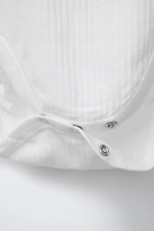 Набор из трех боди без рукавов- Заказать в России