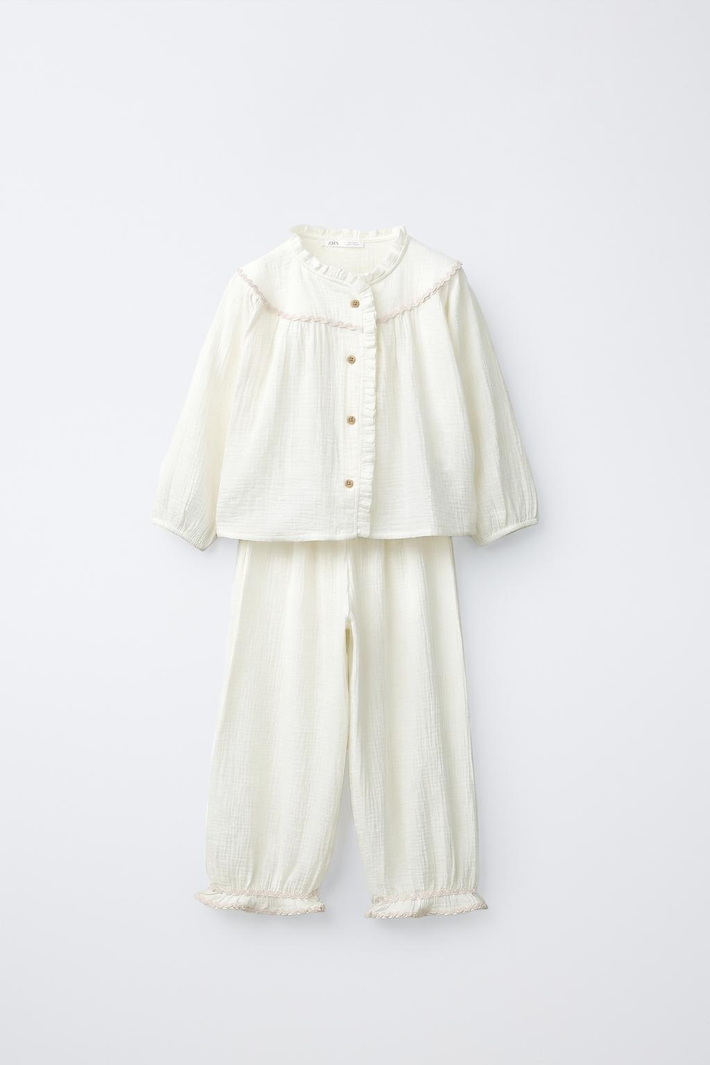 2-6 ЛЕТ/ ПИЖАМА С КОНТРАСТНЫМ КАНТОМ В ВИДЕ ВОЛНЫ