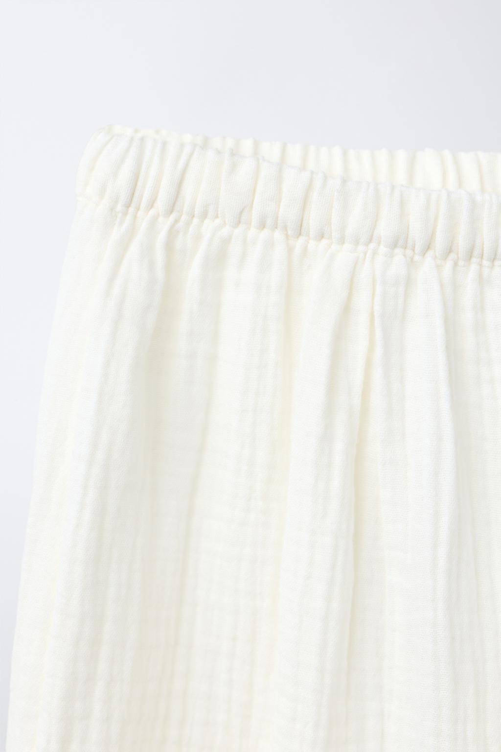 2-6 ЛЕТ/ ПИЖАМА С КОНТРАСТНЫМ КАНТОМ В ВИДЕ ВОЛНЫ