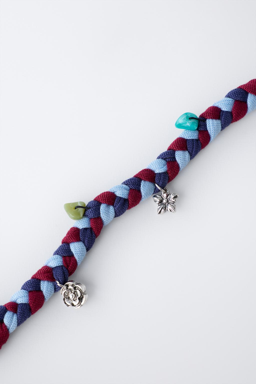 ПЛЕТЕНОЕ ОЖЕРЕЛЬЕ С ПОДВЕСКАМИ В ВИДЕ ЦВЕТОВ