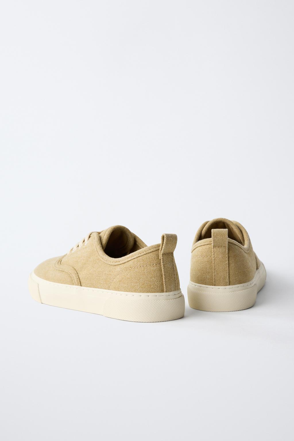 КЕДЫ СО ШНУРКАМИ