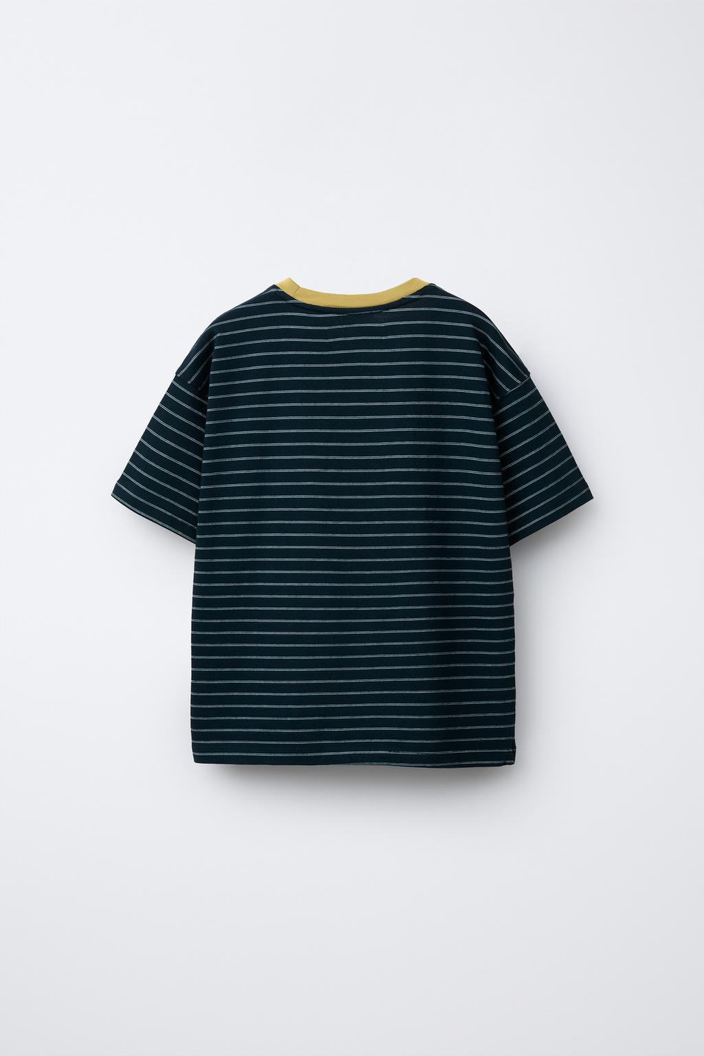 ФУТБОЛКА В ПОЛОСКУ С КОНТРАСТНЫМ ВОРОТНИКОМ