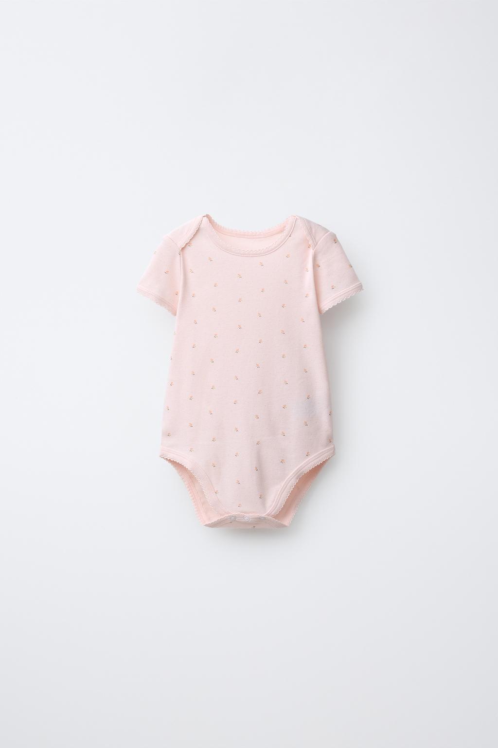 НАБОР ИЗ ПЯТИ БОДИ С КОРОТКИМИ РУКАВАМИ И ЦВЕТОЧНЫМ ПРИНТОМ