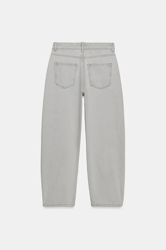 ЗАУЖЕННЫЕ ДЖИНСЫ СО СРЕДНЕЙ ПОСАДКОЙ — коллекция Zara «ZW»