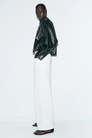 Бомбер из искусственной кожи