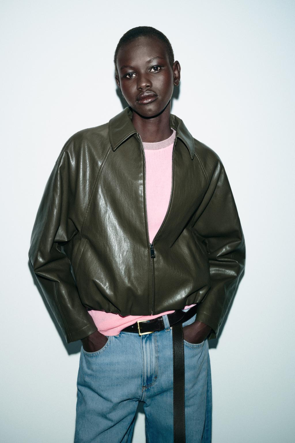 БОМБЕР ИЗ ИСКУССТВЕННОЙ КОЖИ