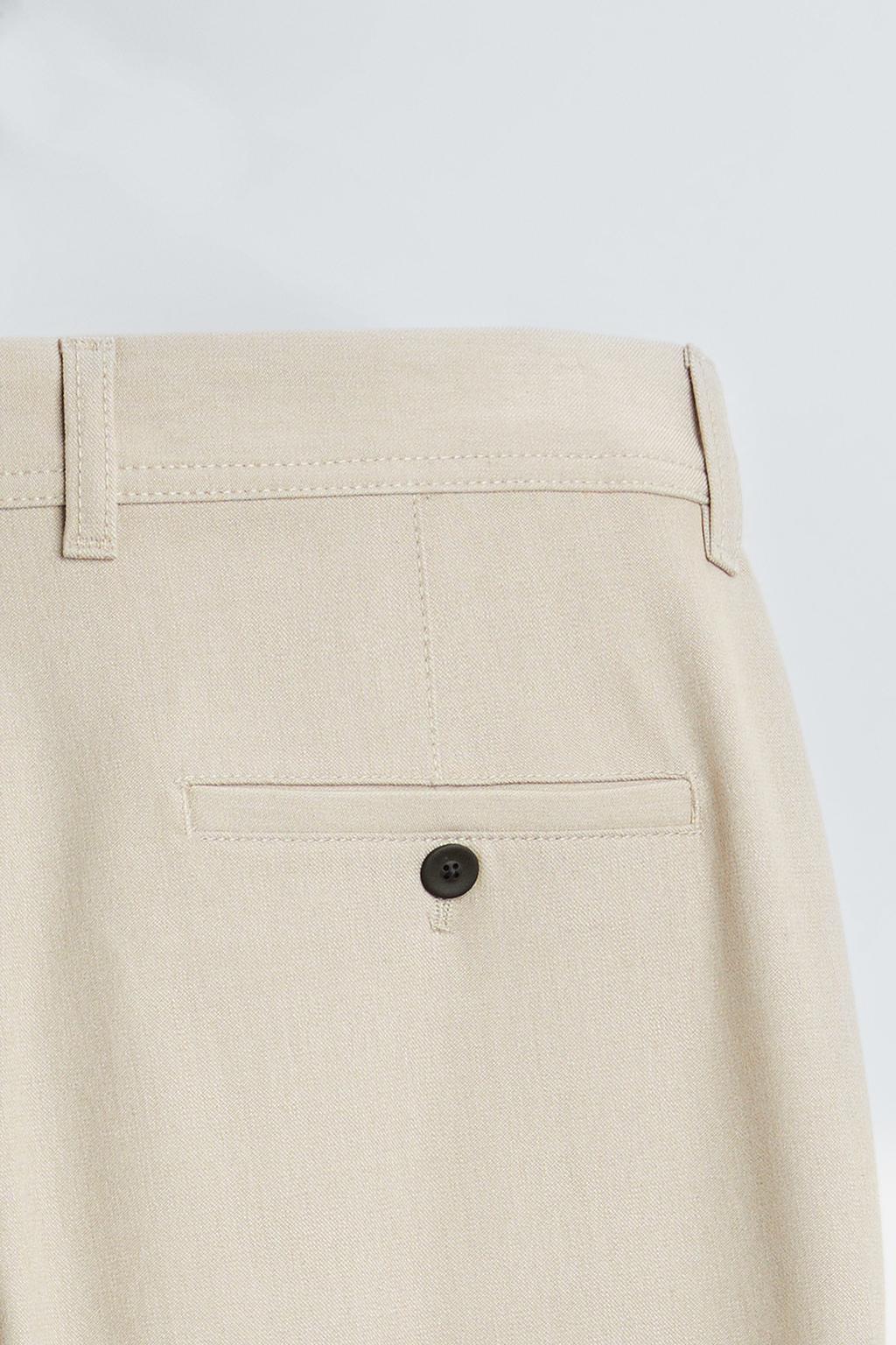 КОМФОРТНЫЕ БРЮКИ ЧИНОС ИЗ РЕЛЬЕФНОЙ ТКАНИ