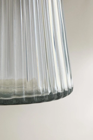 Кувшин с объемным рельевным узором из стекла- Заказать в России