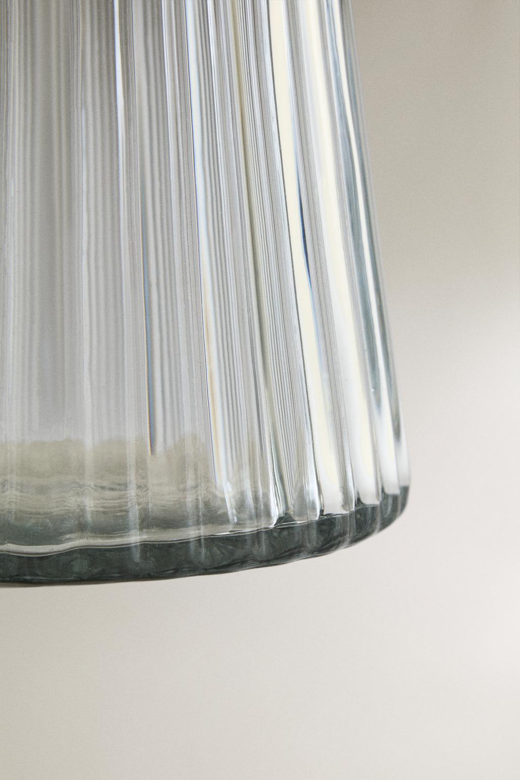 Кувшин с объемным рельевным узором из стекла