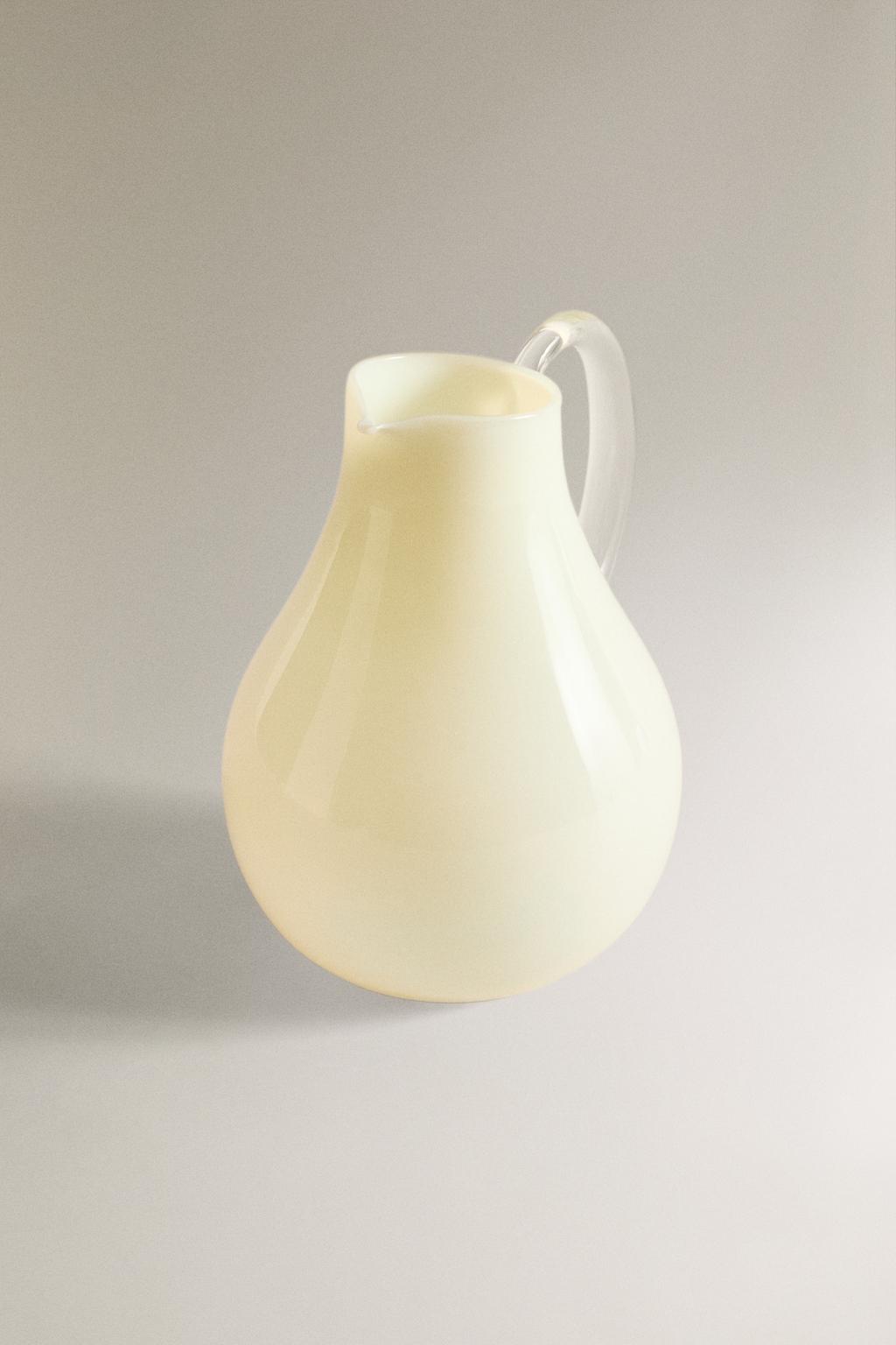 Прозрачный кувшин из цветного боросиликатного стекла