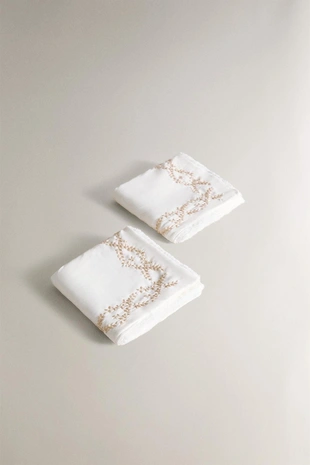 Набор гостевых полотенец с вышивкой растений (набор из 2)- Заказать в России