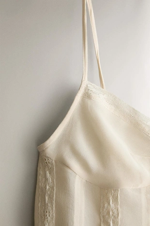 Топ из хлопка с кружевными деталями- Заказать в России