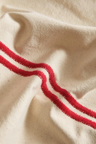 Скатерть с двойной вышитой полосой- Заказать в России