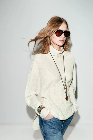 Вязаный свитер-накидка- Заказать в России