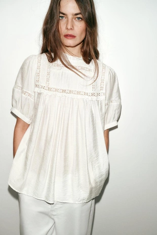 Блуза в романтическом стиле с рукавами-буфами- Заказать в России