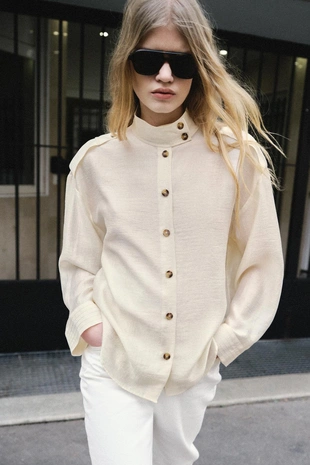 Струящаяся рубашка с воротником-стойкой- Заказать в России