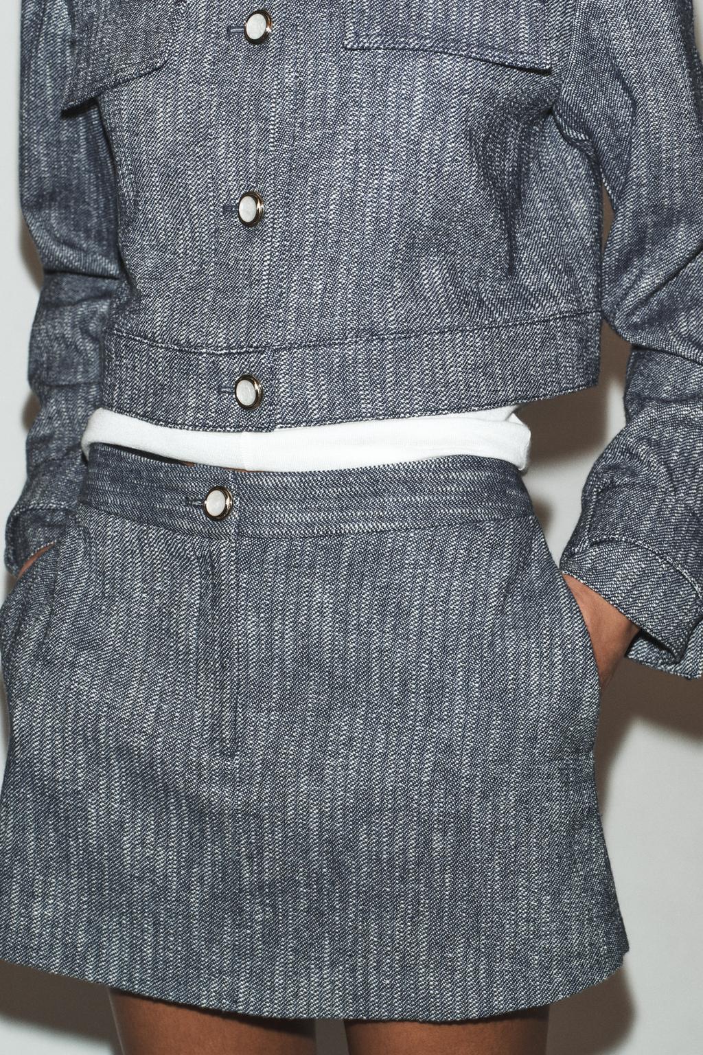 ЮБКА-ШОРТЫ ИЗ РЕЛЬЕФНОЙ ТКАНИ