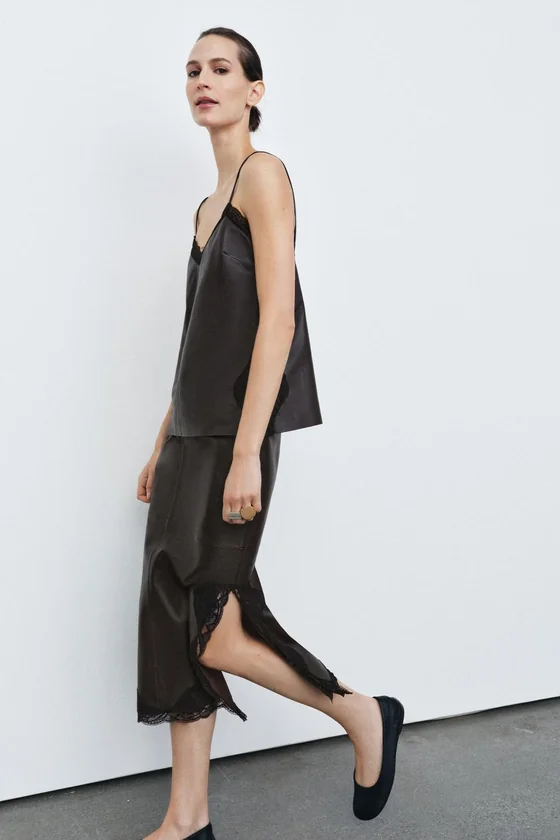 ЮБКА ИЗ 100% КОЖИ С КРУЖЕВОМ — коллекция Zara «ZW» 