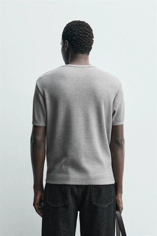 Футболка из рельефного трикотажа- Заказать в России