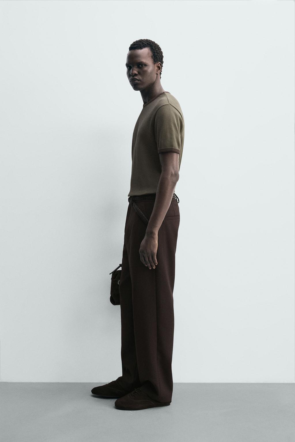 ФУТБОЛКА ИЗ РЕЛЬЕФНОГО ТРИКОТАЖА