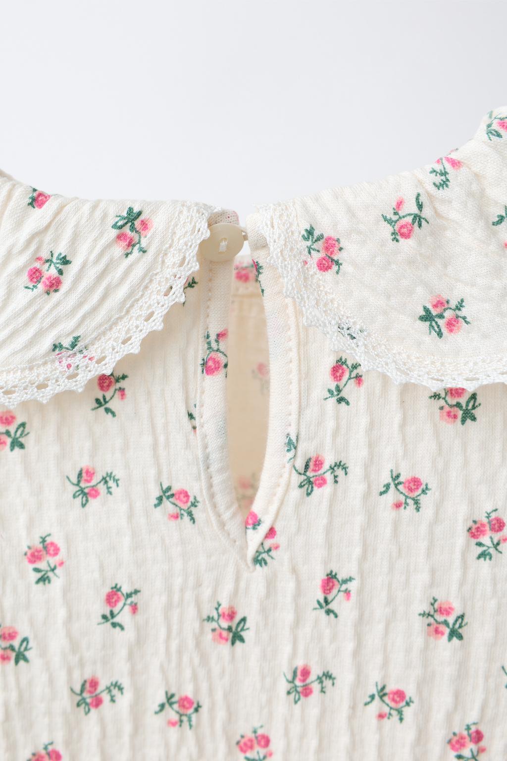 ФУТБОЛКА С ЦВЕТОЧНЫМ ПРИНТОМ