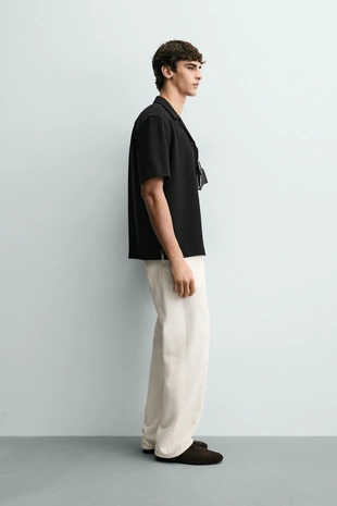 Рубашка с оборками и джаккардовым узором