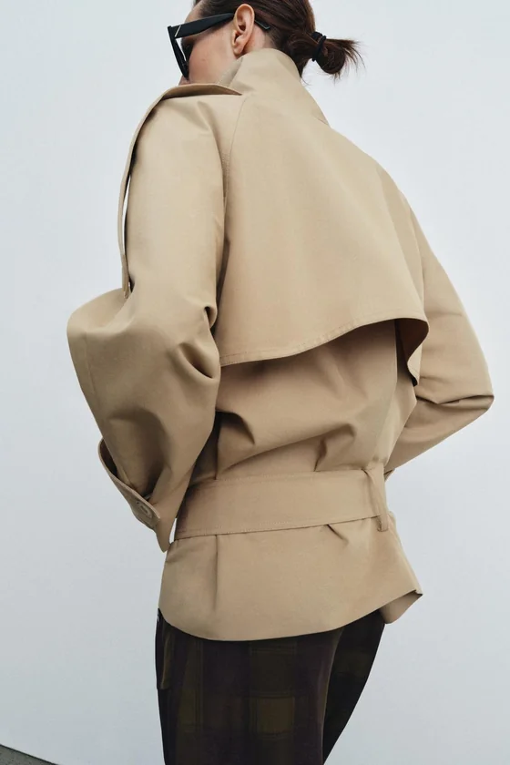 КОРОТКИЙ ТРЕНЧ С ВЫСОКИМ ВОРОТНИКОМ — коллекция Zara «ZW»