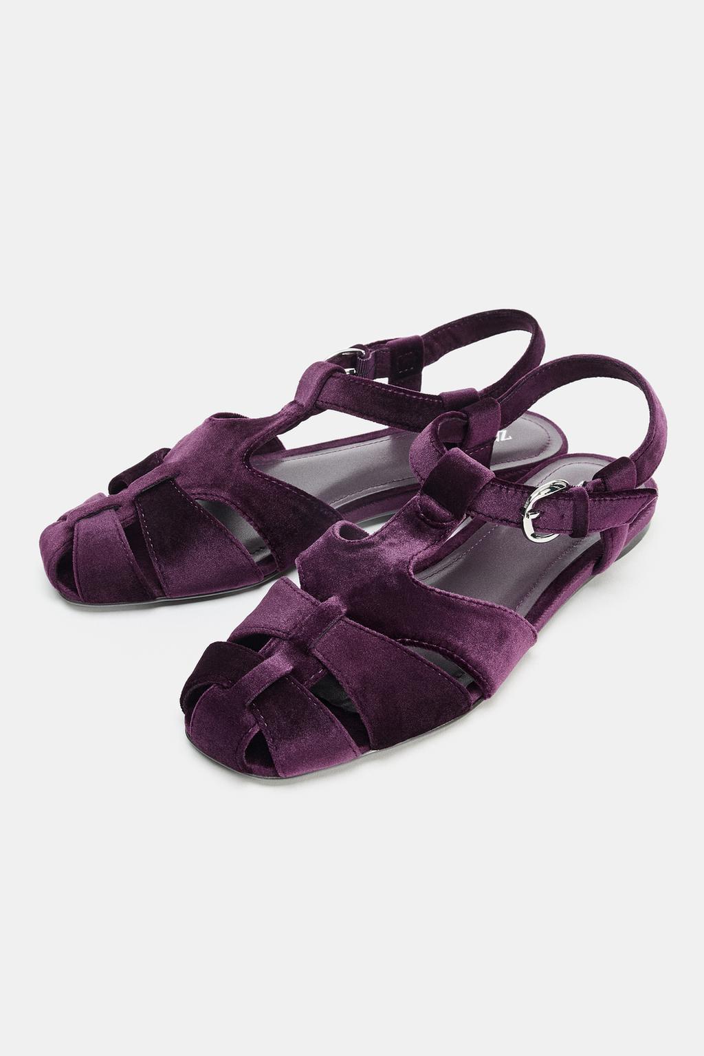 БАРХАТИСТЫЕ САНДАЛИИ С РЕМЕШКАМИ