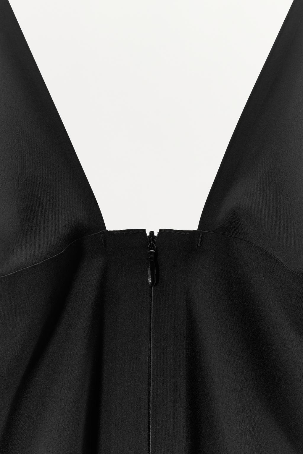 КОМБИНЕЗОН НА БРЕТЕЛЯХ С ПОЛИАМИДОМ И МОЛНИЕЙ