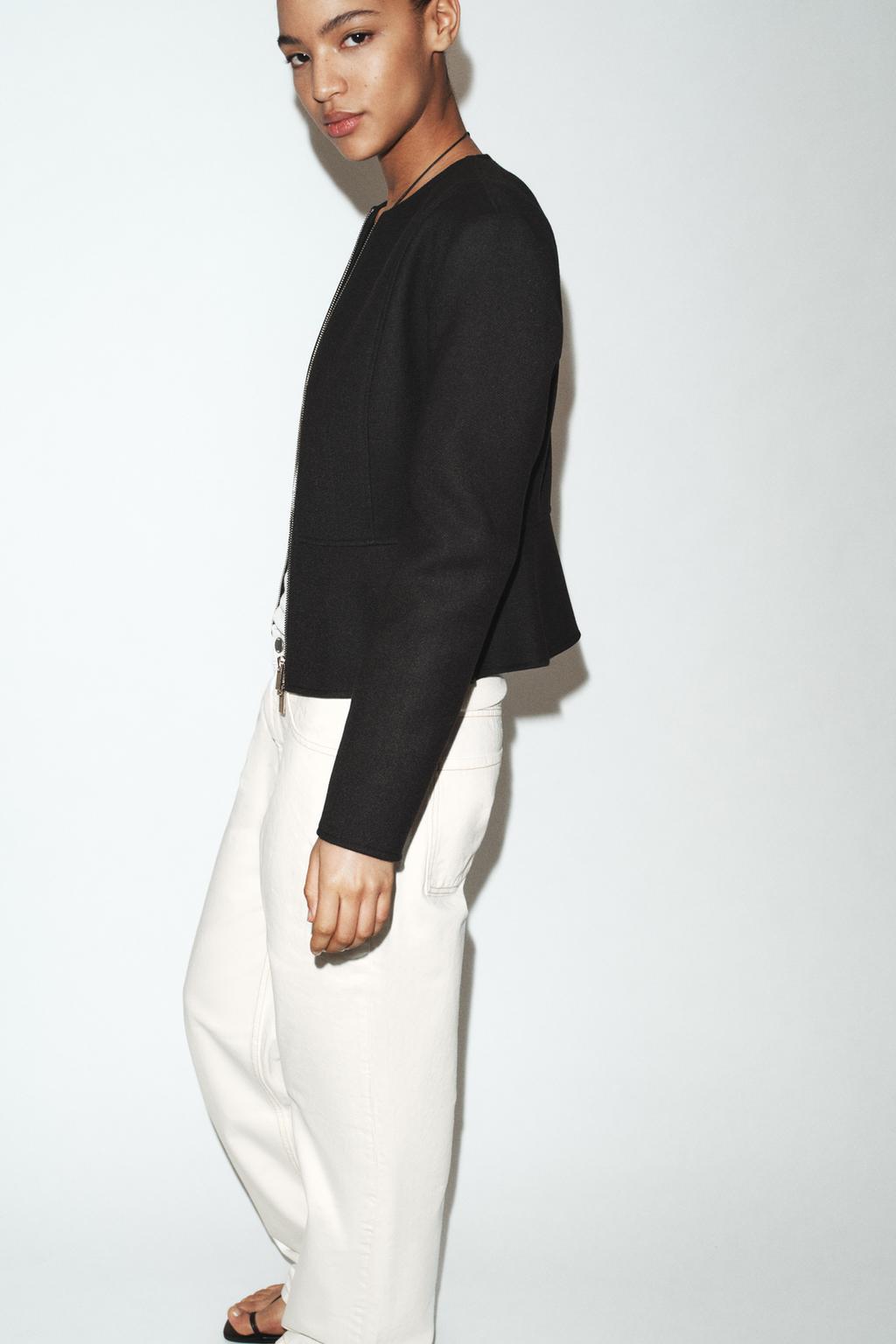 МЯГКАЯ КУРТКА С БАСКОЙ