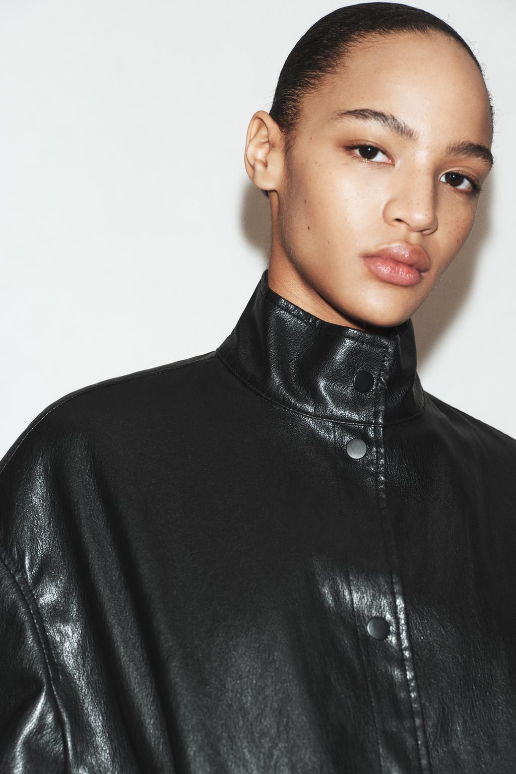 СТЕГАНЫЙ БОМБЕР ИЗ ИСКУССТВЕННОЙ КОЖИ