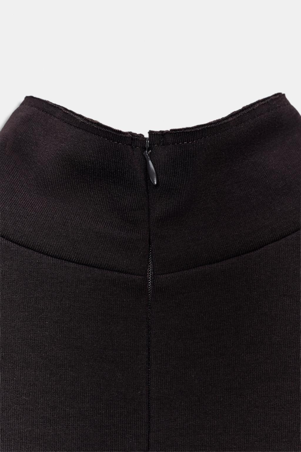 КОРОТКОЕ ПЛАТЬЕ ИЗ ИНТЕРЛОКА