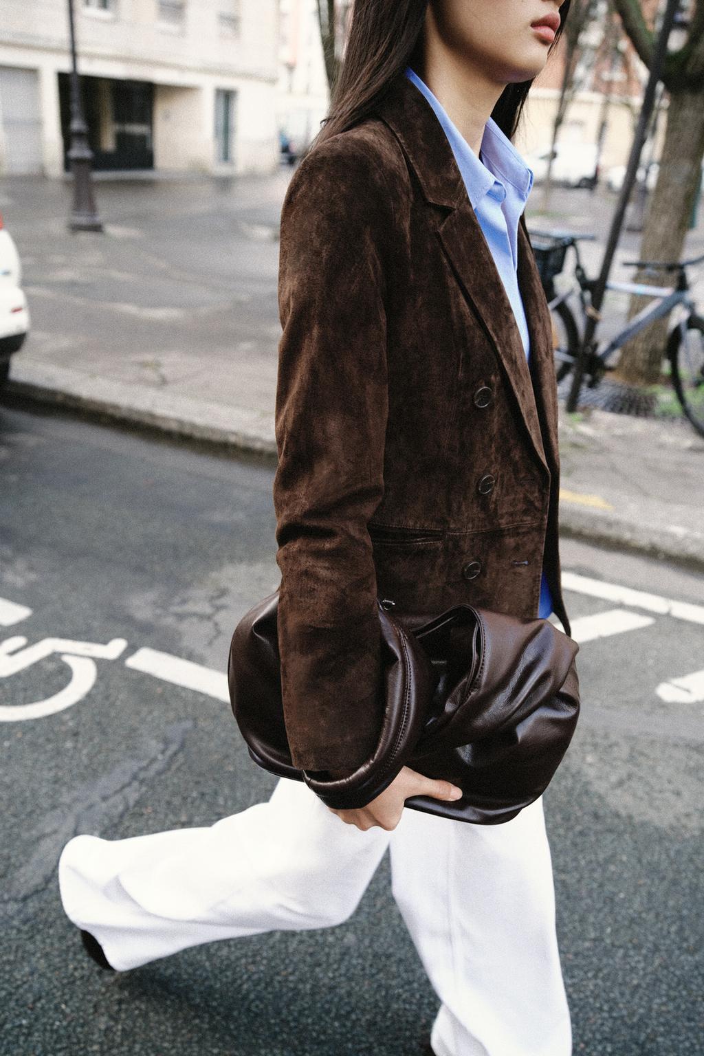 ДВУБОРТНЫЙ БЛЕЙЗЕР ИЗ 100% ЗАМШИ