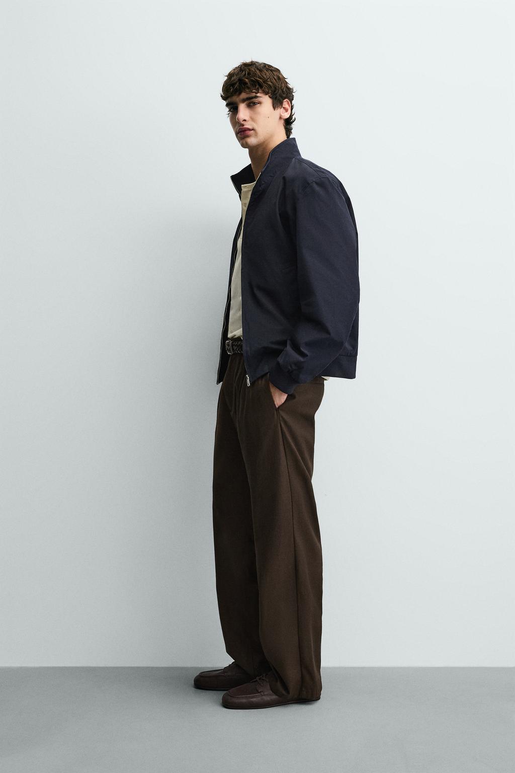 Техническая куртка с водоотталкивающим покрытием