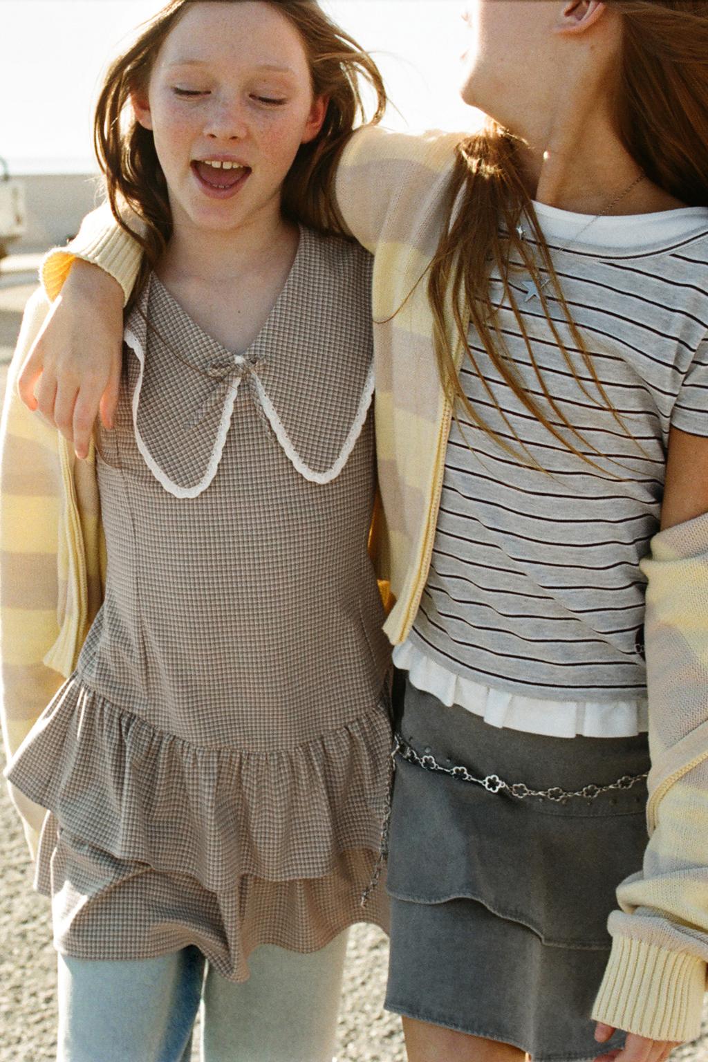 ПЛАТЬЕ В КЛЕТКУ С ВОЛАНАМИ И КРУЖЕВОМ