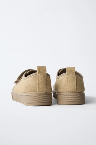 Замшевые кроссовки- Заказать в России