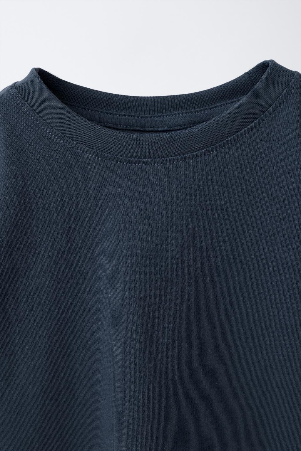 НАБОР ИЗ ТРЕХ ФУТБОЛОК В ПОЛОСКУ И ОДНОТОННЫХ