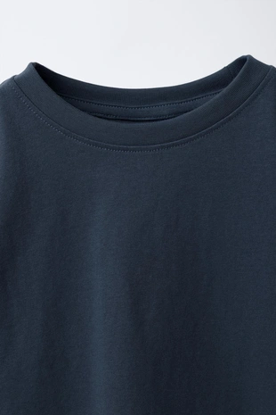 Набор из трех футболок в полоску и однотонных- Заказать в России