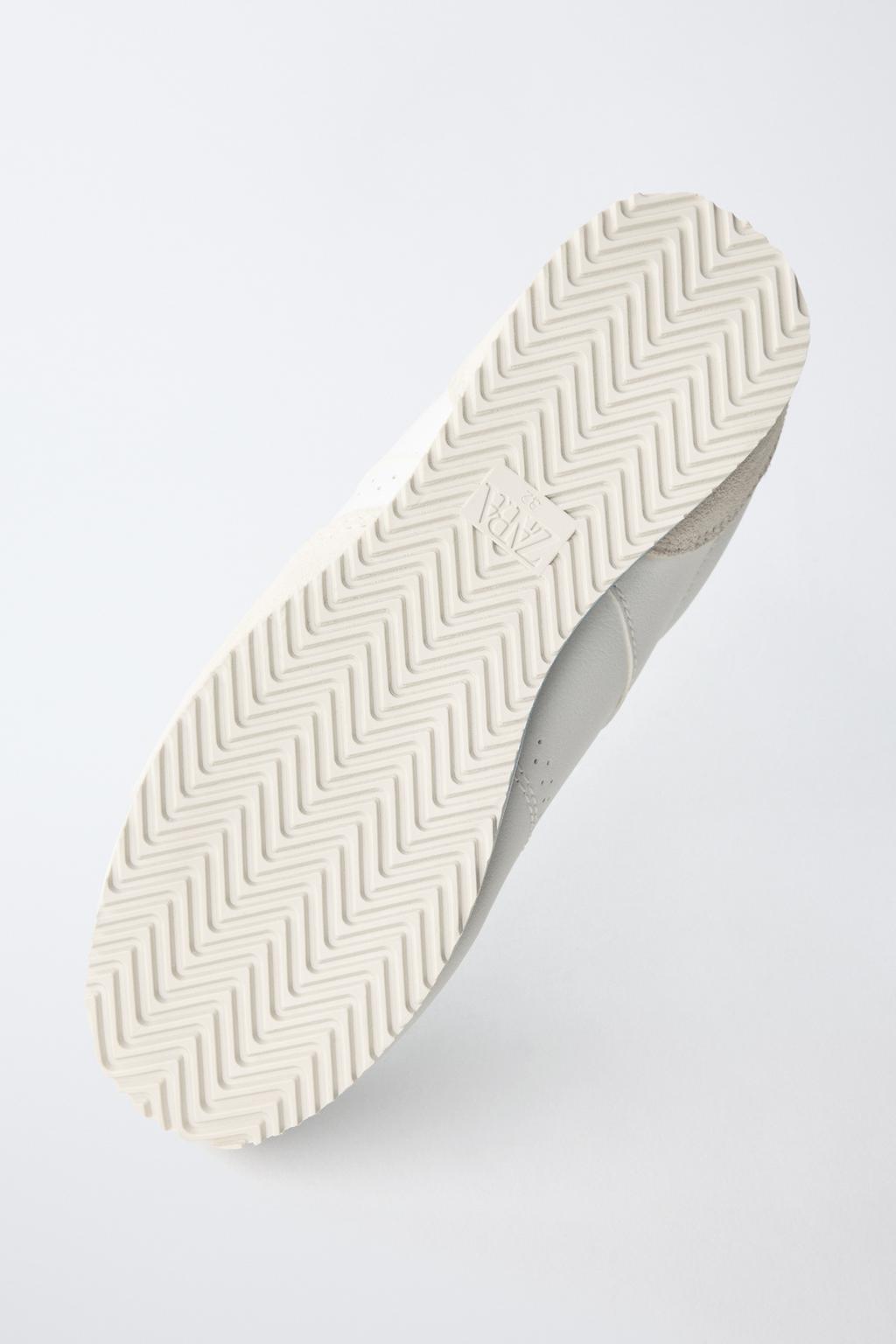 СПОРТИВНЫЕ КРОССОВКИ В СТИЛЕ РЕТРО