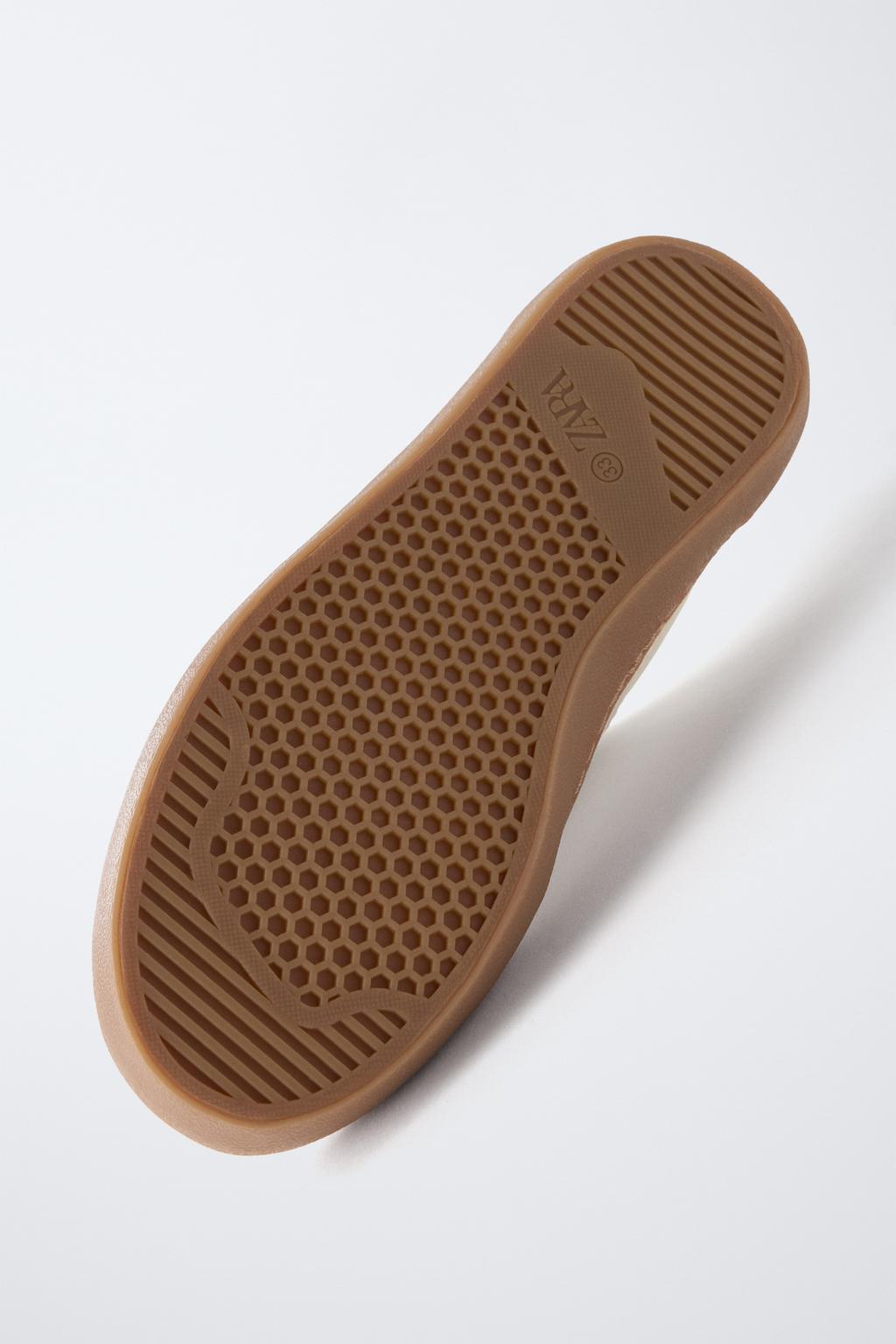 КРОССОВКИ С КАПИБАРОЙ CAPYFUN ©