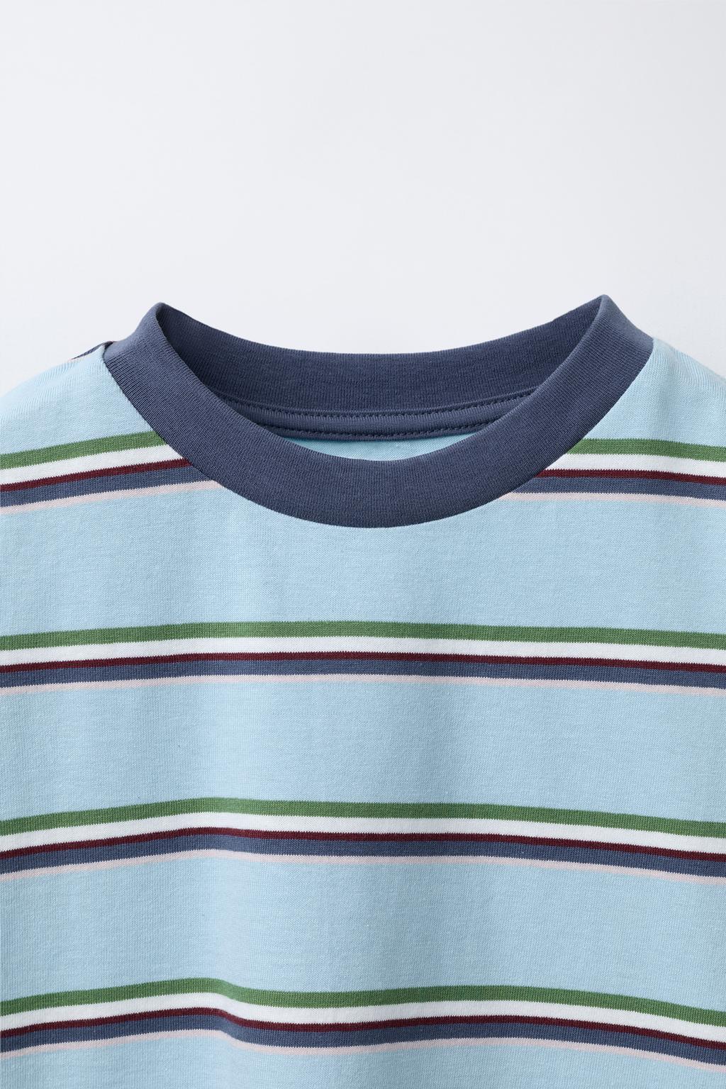 ФУТБОЛКА С ПРИНТОМ В ПОЛОСКУ