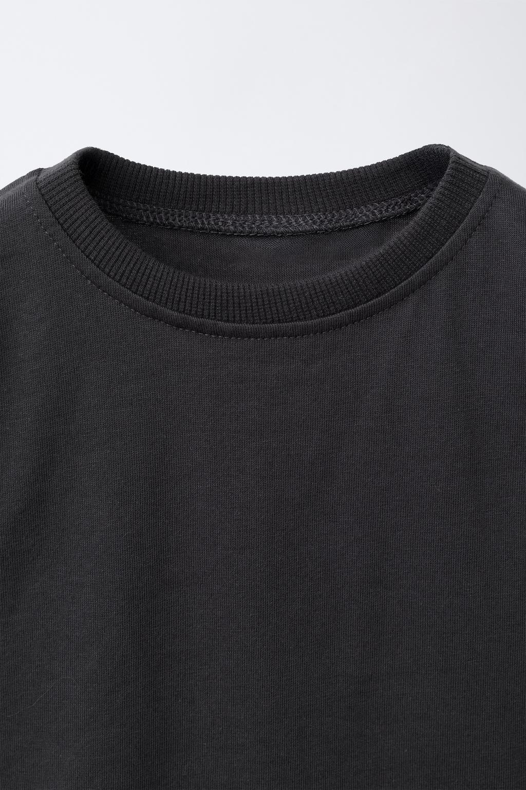 КОМПЛЕКТ ИЗ ФУТБОЛКИ И ЛЕГИНСОВ-ВЕЛОСИПЕДОК С ПРИНТОМ